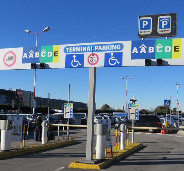 parcheggio disabili Orio al Serio